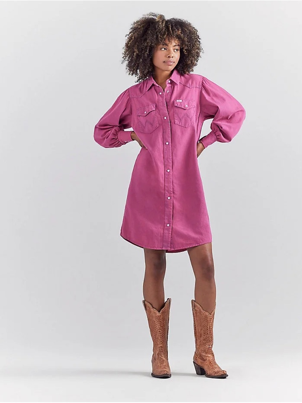 NWT Women's Wrangler X Barbie Pink Pearl Snap Button-Front Denim Shirt Dress